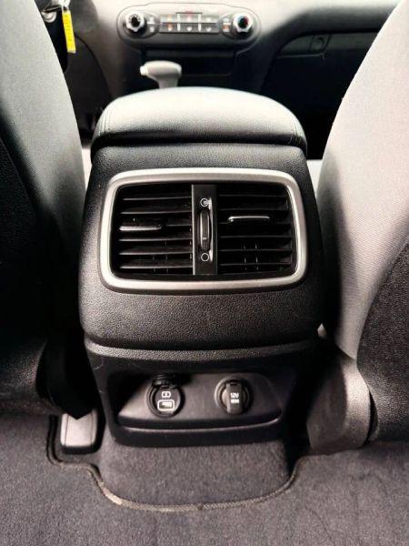 2019 Kia Sorento 2.4L LX
