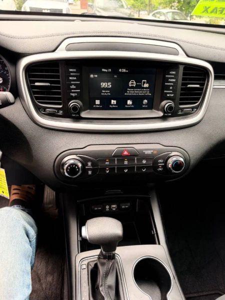 2019 Kia Sorento 2.4L LX