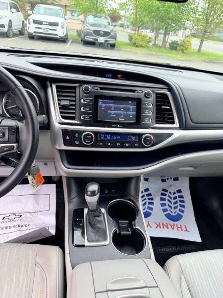 2015 Toyota Highlander LE Plus V6