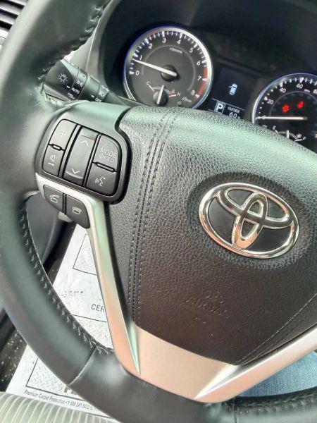 2015 Toyota Highlander LE Plus V6