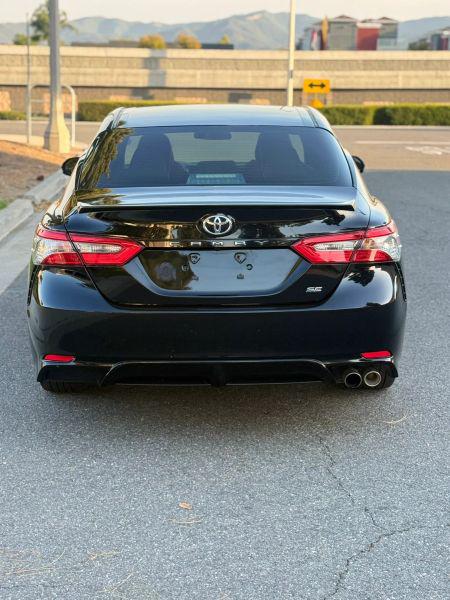 2018 Toyota Camry SE