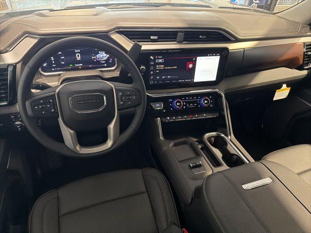 2026 GMC Sierra 2500HD Crew Cab, Standard Bed, Denali, 4WD