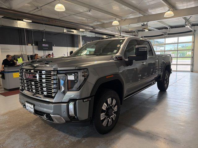 2026 GMC Sierra 2500HD Crew Cab, Standard Bed, Denali, 4WD