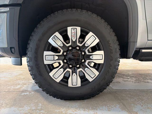2026 GMC Sierra 2500HD Crew Cab, Standard Bed, Denali, 4WD