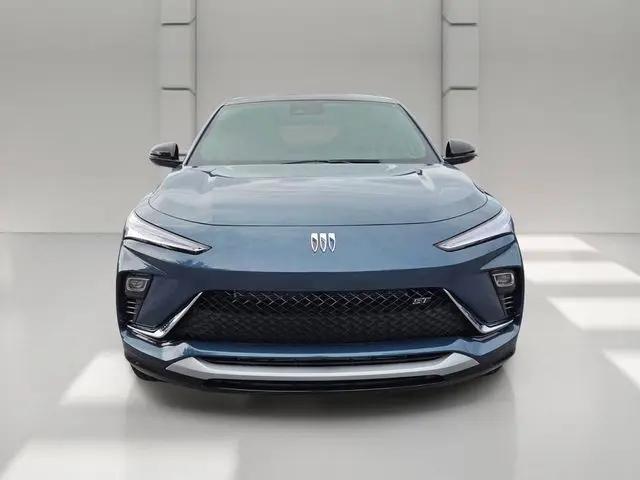 2026 Buick NV Sport Touring FWD