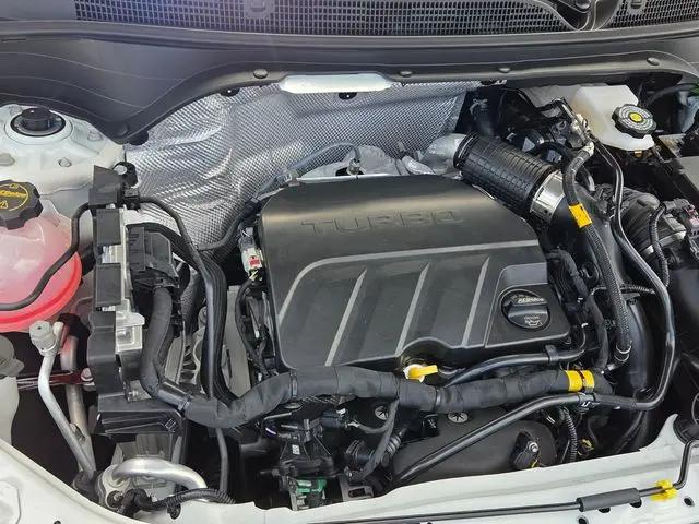 2026 Buick NV Sport Touring FWD