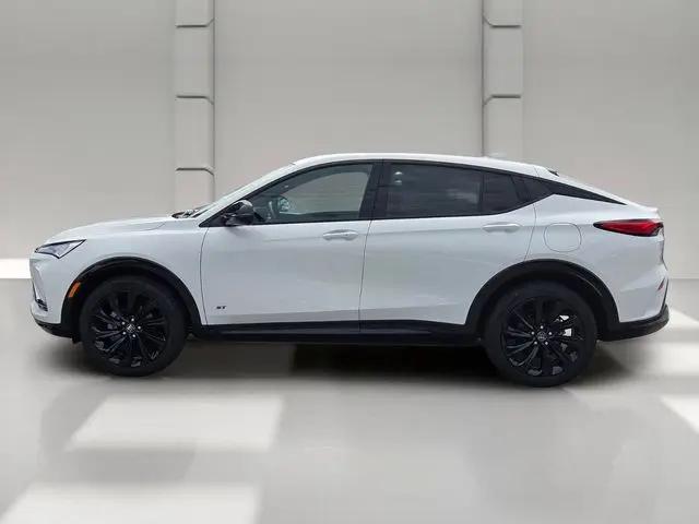 2026 Buick NV Sport Touring FWD