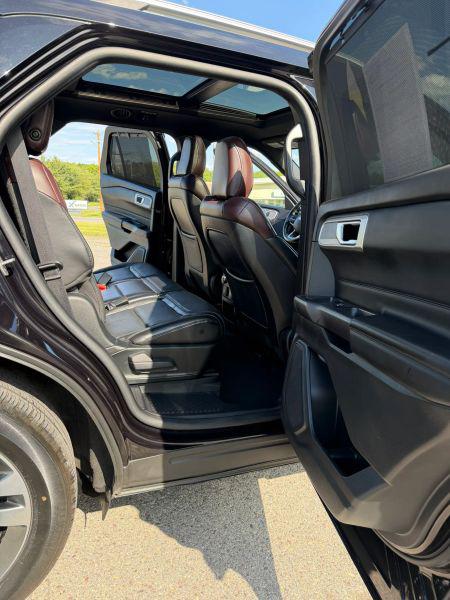 2020 Ford Explorer Platinum