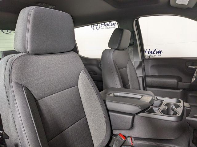 2026 Chevrolet Silverado 1500 4WD Crew Cab Short Bed Custom Trail Boss