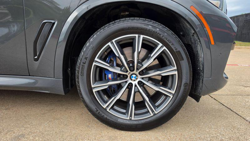 2022 BMW X5 M50i