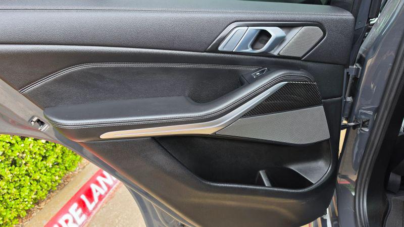 2022 BMW X5 M50i