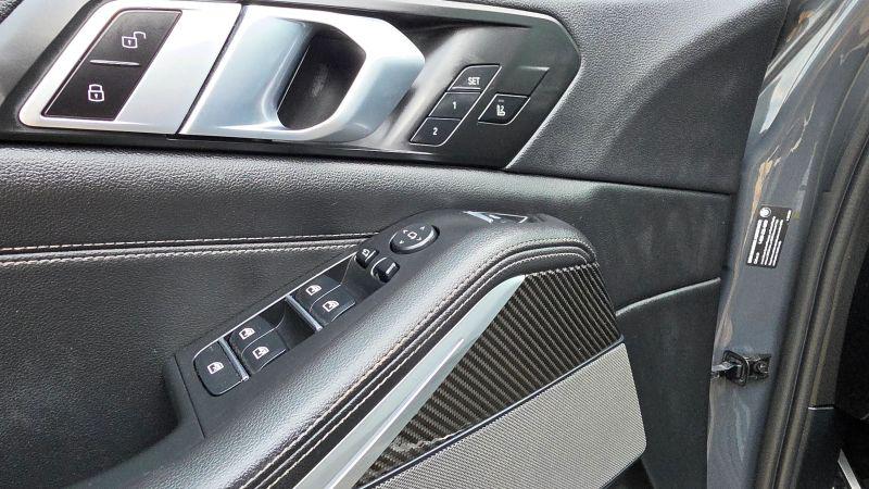 2022 BMW X5 M50i