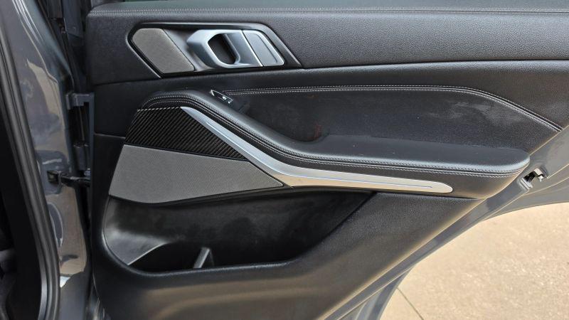 2022 BMW X5 M50i