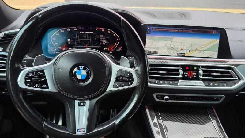 2022 BMW X5 M50i