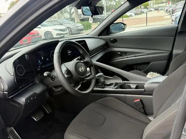 2025 Hyundai Elantra Hybrid SEL Sport