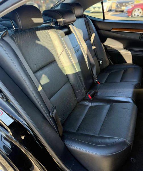 2013 Lexus ES 300h 300h