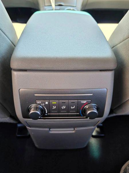 2012 Toyota Highlander SE V6