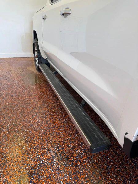 2022 Chevrolet Silverado 1500 4WD Crew Cab Short Bed High Country
