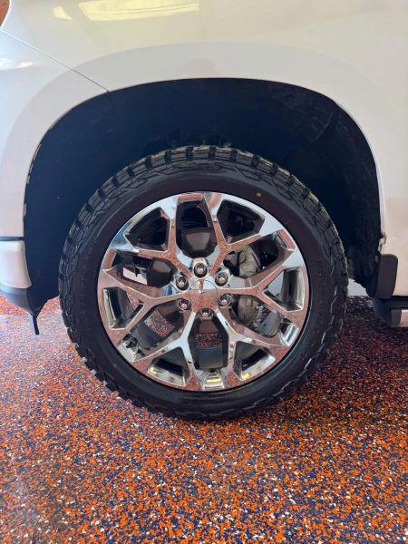 2022 Chevrolet Silverado 1500 4WD Crew Cab Short Bed High Country