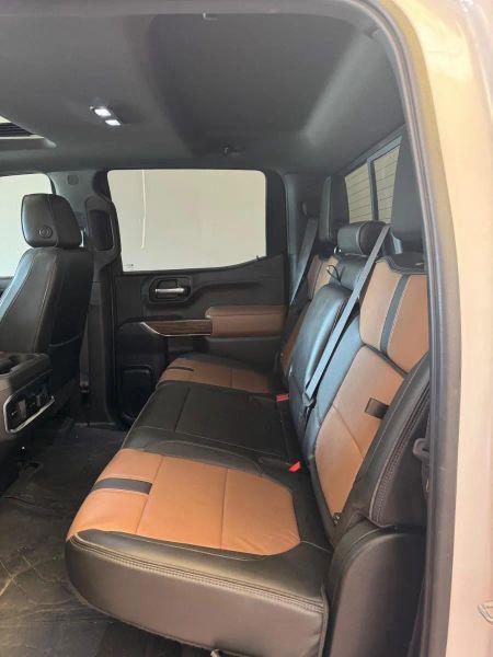 2022 Chevrolet Silverado 1500 4WD Crew Cab Short Bed High Country