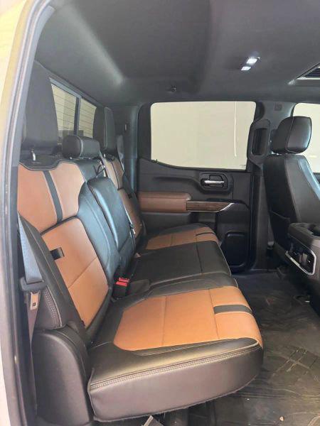 2022 Chevrolet Silverado 1500 4WD Crew Cab Short Bed High Country