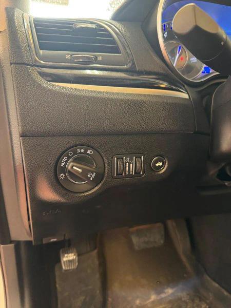 2023 Chrysler 300 Touring L