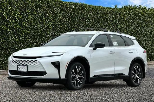 2026 Toyota Crown Signia XLE