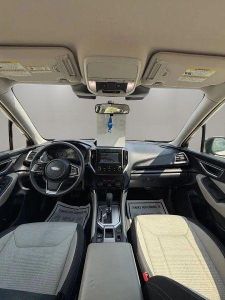 2023 Subaru Forester Base