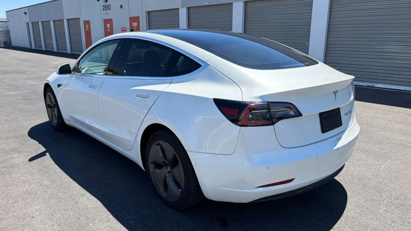 2019 Tesla Model 3 Performance