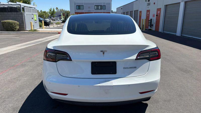 2019 Tesla Model 3 Performance