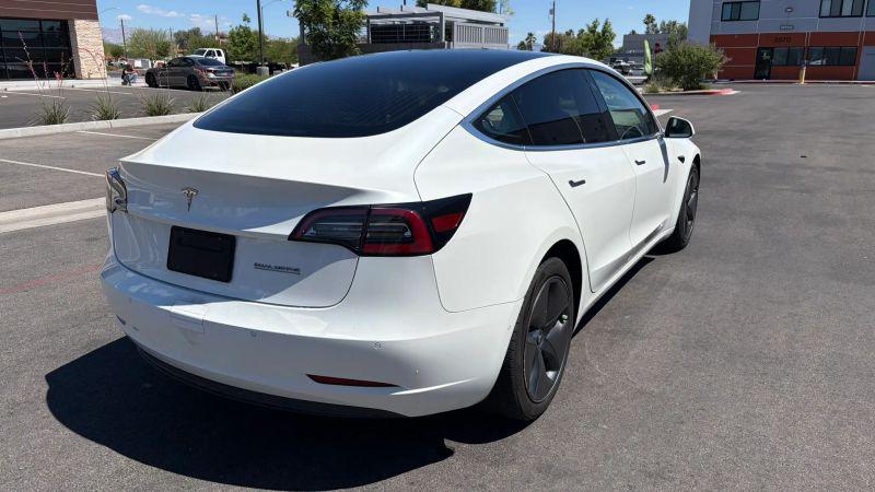 2019 Tesla Model 3 Performance