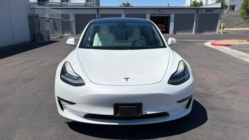 2019 Tesla Model 3 Performance