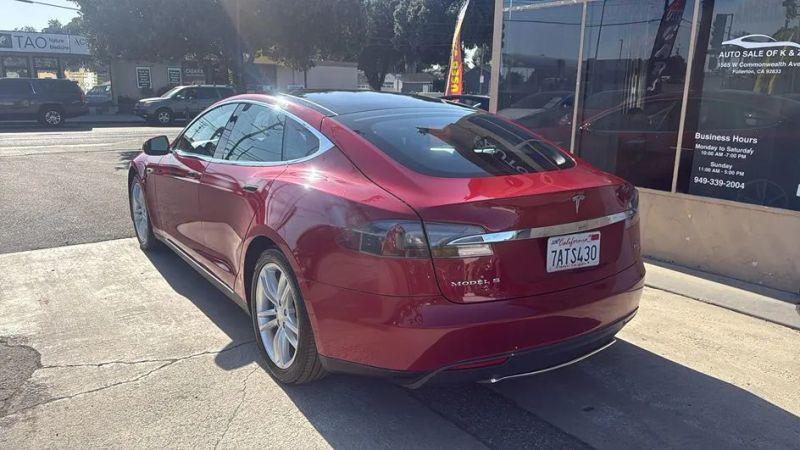 2013 Tesla Model S Base