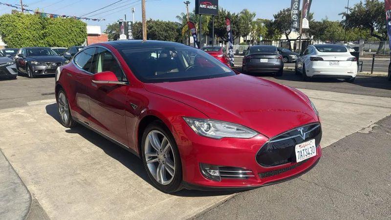 2013 Tesla Model S Base