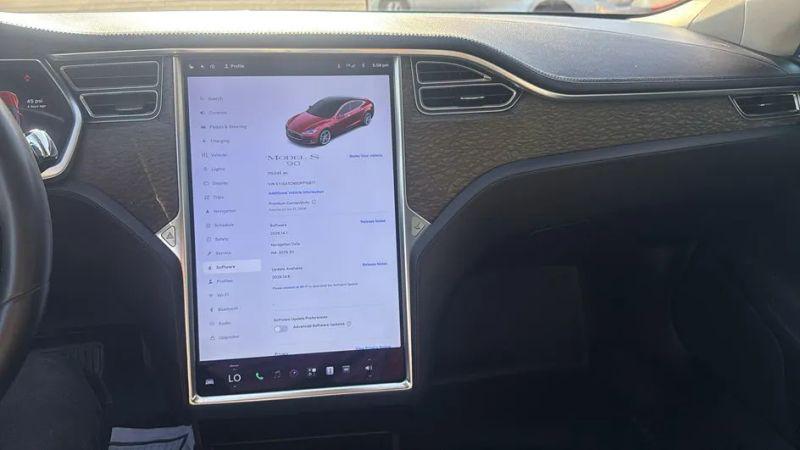 2013 Tesla Model S Base