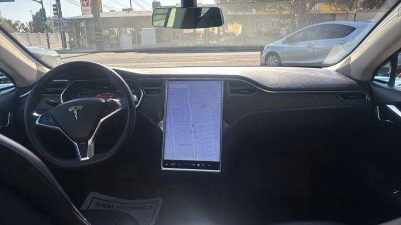 2013 Tesla Model S Base