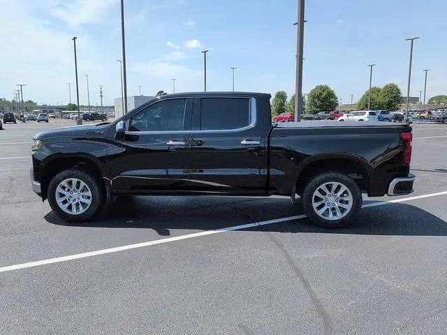 2022 Chevrolet Silverado 1500 4WD Crew Cab Short Bed LTZ