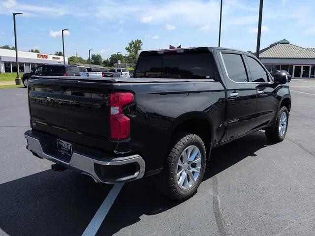 2022 Chevrolet Silverado 1500 4WD Crew Cab Short Bed LTZ