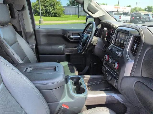 2022 Chevrolet Silverado 1500 4WD Crew Cab Short Bed LTZ