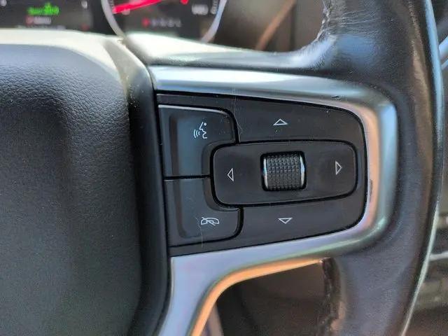 2022 Chevrolet Silverado 1500 4WD Crew Cab Short Bed LTZ