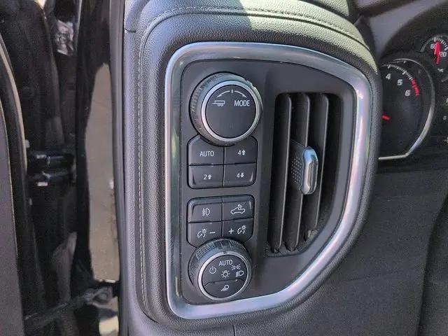 2022 Chevrolet Silverado 1500 4WD Crew Cab Short Bed LTZ