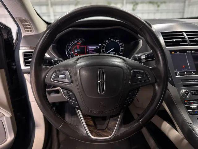 2017 Lincoln MKZ Select