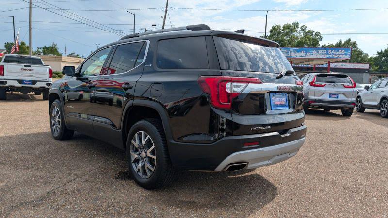 2023 GMC Acadia FWD SLT