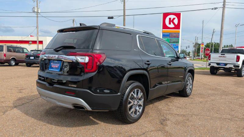 2023 GMC Acadia FWD SLT