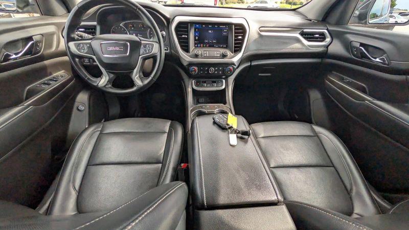 2023 GMC Acadia FWD SLT