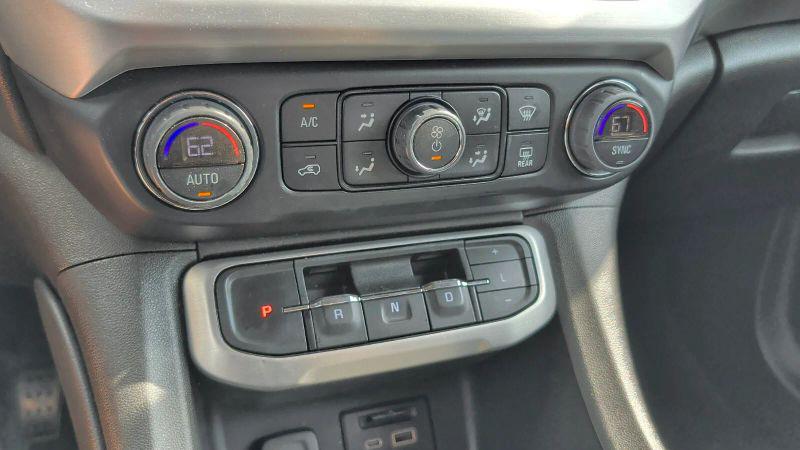2023 GMC Acadia FWD SLT