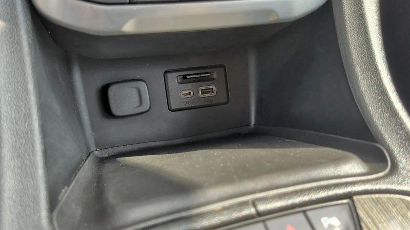 2023 GMC Acadia FWD SLT