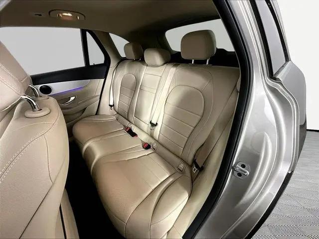 2022 Mercedes-Benz GLC SUV