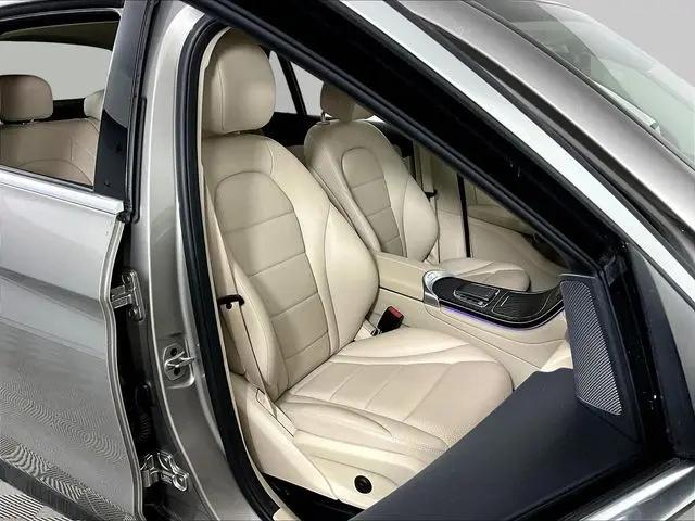 2022 Mercedes-Benz GLC SUV