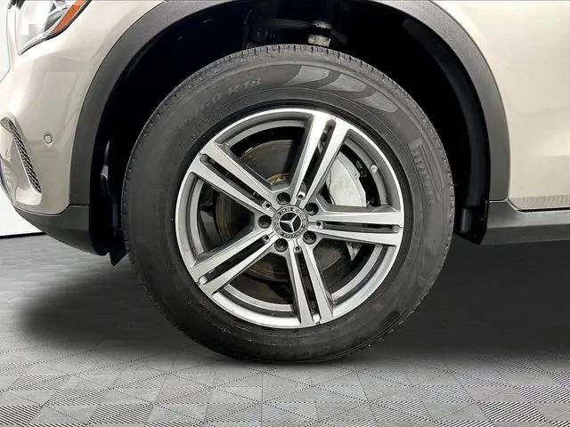 2022 Mercedes-Benz GLC SUV